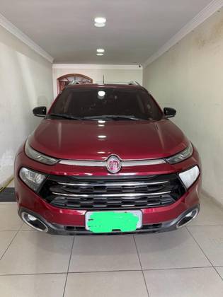 FIAT TORO 2.4 16V MULTIAIR FLEX VOLCANO AT9 FIAT TORO 2.4 16V MULTIAIR FLEX VOLCANO AT9